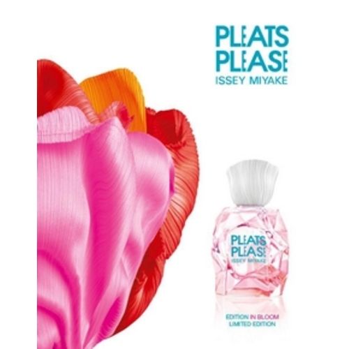 Issey Miyake Pleats Please in Bloom