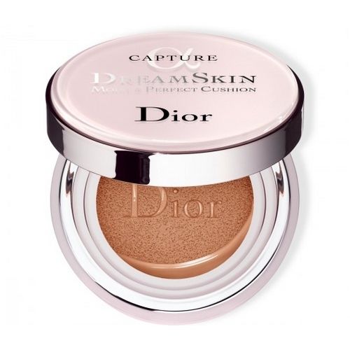 New Dreamskin Moist & Perfect Cushion SPF 50