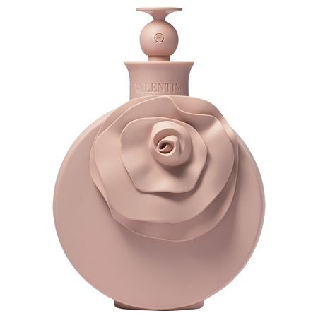 Valentina Poudré, an ode to femininity