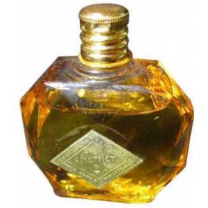 عطر نوفايا زاريا أمتيست