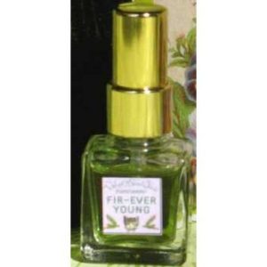 عطر فلفيت أند سويت بيز بيرفيومري فير ايفر يانج