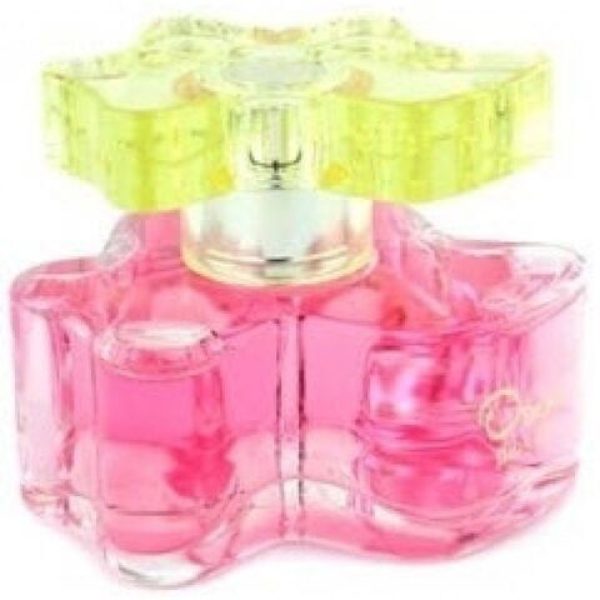 عطر أوسكار بينك ليلي أوسكار دي لا رينتا