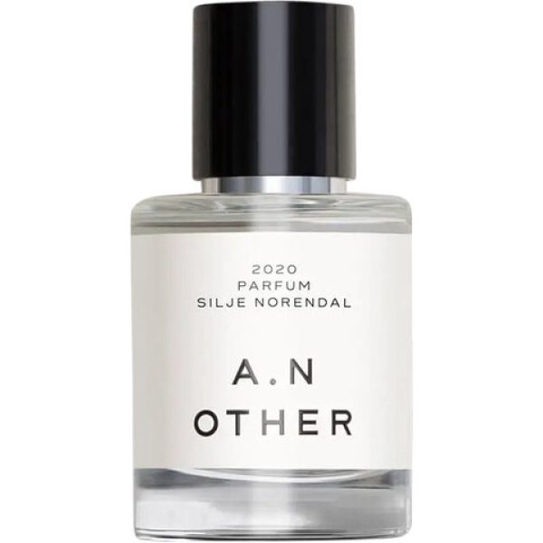 SN/  Parfum Silje Norendal   for